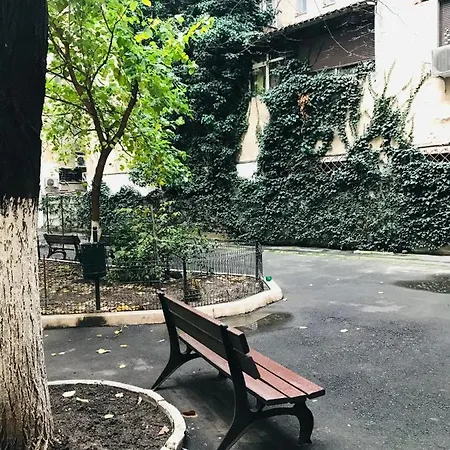 Downtown Privilege With In-room Coffee & Tea 아파트