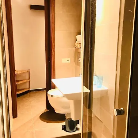 Downtown Privilege With In-room Coffee & Tea Apartment Bucharest